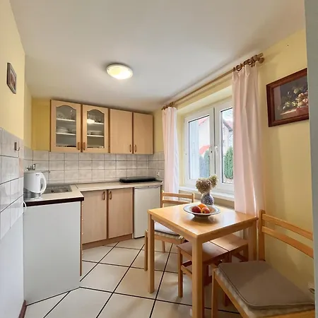 Ari Guest house